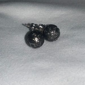 Custom Tahitian black pearl